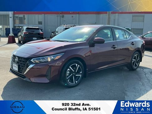 Used 2025 Nissan Sentra SV FWD image 5