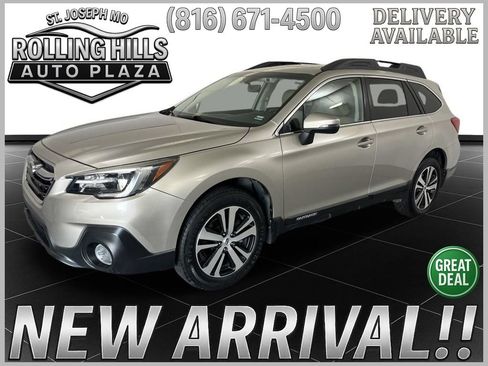 Used 2018 Subaru Outback 2.5i Limited AWD/4WD image 1