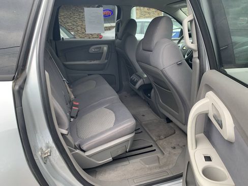 Used 2012 Chevrolet Traverse LS w/ LPO, 'HIT The Road' Package FWD image 9