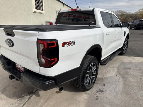 Used 2024 Ford Ranger Lariat w/ FX4 Off-Road Package image 8