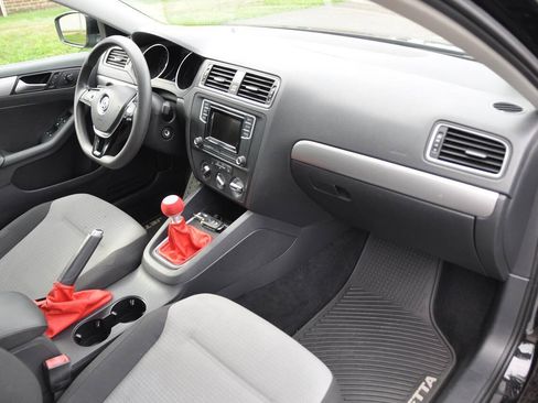 Used 2017 Volkswagen Jetta S FWD image 24