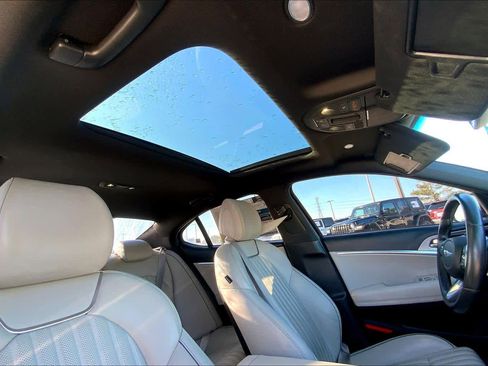 Used 2023 Genesis G70 2.0T w/ Sport Prestige Package image 13