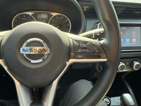 Used 2021 Nissan Kicks S FWD image 19