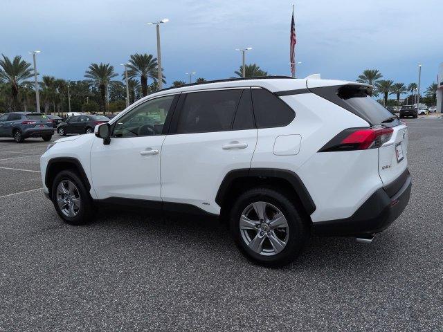 Certified 2024 Toyota RAV4 XLE w/ Convenience Package AWD/4WD image 6