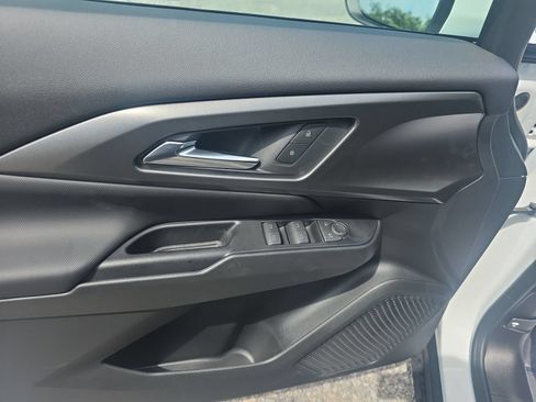 New 2026 Chevrolet Equinox EV LT FWD image 16