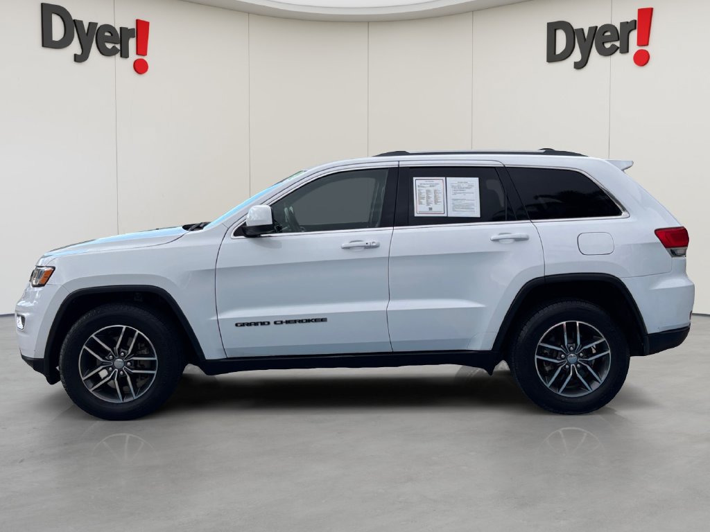 Used 2018 Jeep Grand Cherokee Laredo RWD image 2