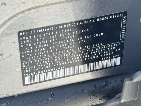 Certified 2025 Volkswagen Tiguan S FWD image 35