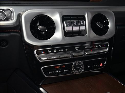 Used 2021 Mercedes-Benz G 550 image 16