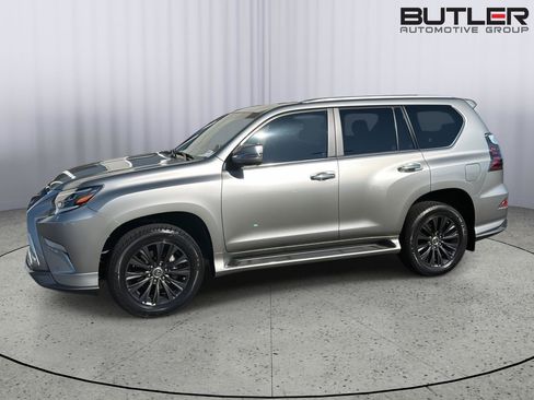 Certified 2023 Lexus GX 460 Luxury w/ Sport Design Package AWD/4WD image 3