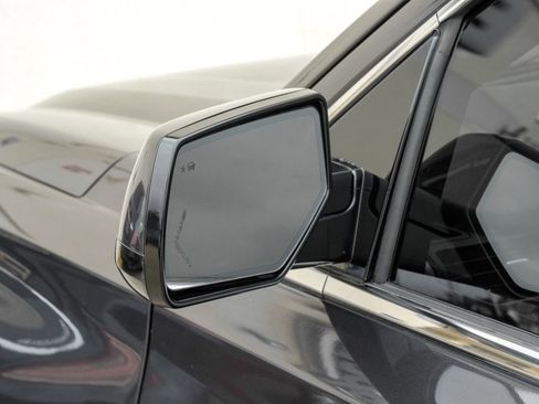 Used 2018 GMC Yukon Denali w/ Denali Ultimate Package RWD image 47