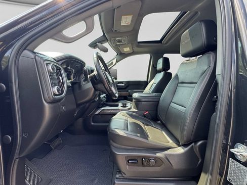 Used 2021 GMC Sierra 3500 Denali w/ Denali Ultimate Package AWD/4WD image 18