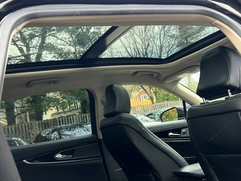 Certified 2023 Lincoln Nautilus Reserve image 12