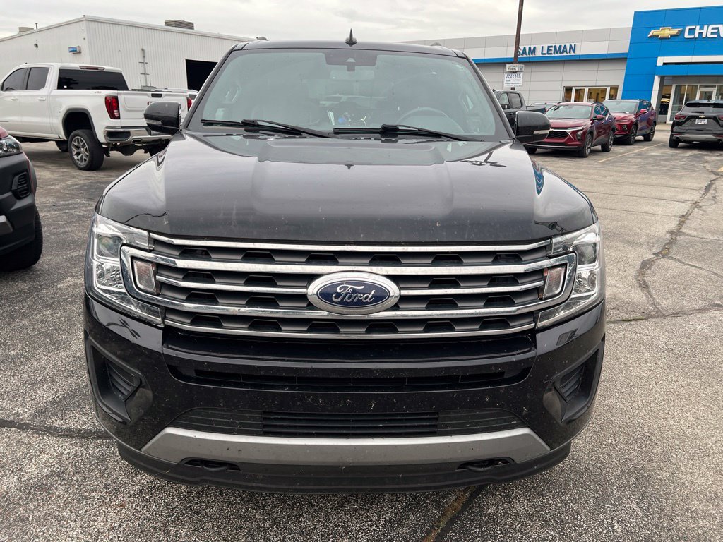 Used 2020 Ford Expedition XLT w/ Equipment Group 202A AWD/4WD image 5