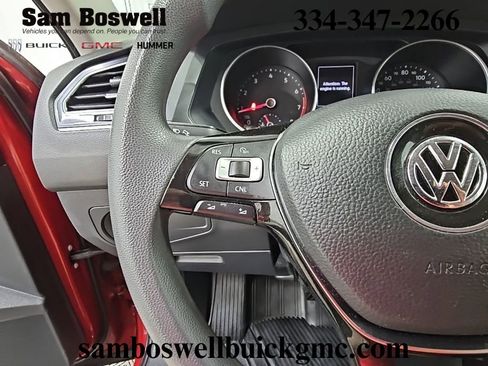 Used 2018 Volkswagen Tiguan S w/ 3rd Row Seat Package image 21