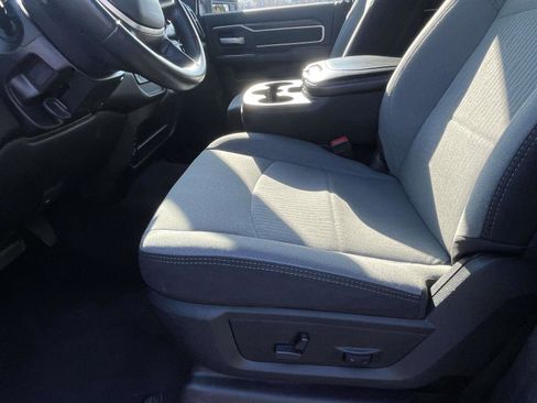 Used 2024 RAM 3500 Big Horn image 17