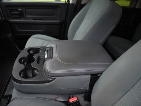 Used 2016 RAM 1500 Express AWD/4WD image 14