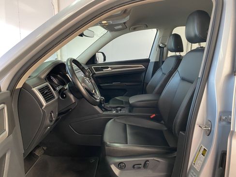 Used 2018 Volkswagen Atlas SE image 24