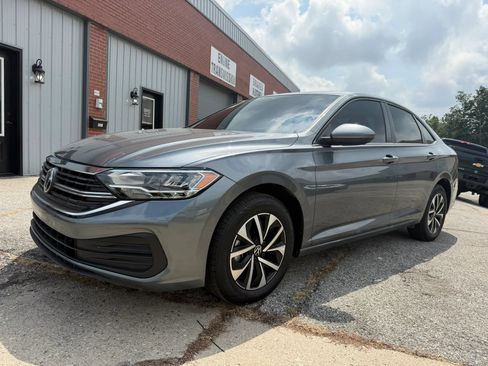 Used 2024 Volkswagen Jetta S FWD image 4