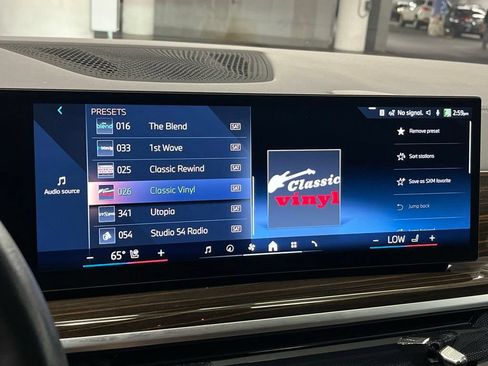 Used 2026 BMW X5 xDrive40i w/ Premium Package AWD/4WD image 25