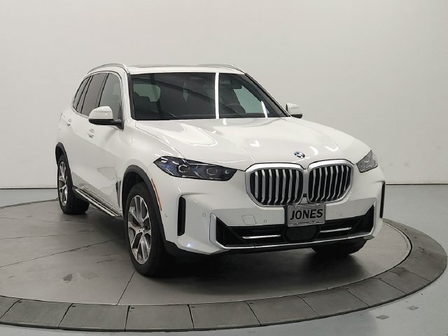 Used 2026 BMW X5 sDrive40i RWD image 3
