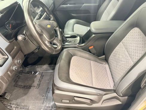 Used 2015 Chevrolet Colorado Z71 image 40
