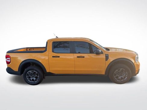 Used 2023 Ford Maverick XLT image 4