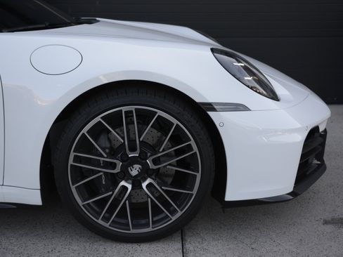 Certified 2026 Porsche 911 Carrera RWD image 11