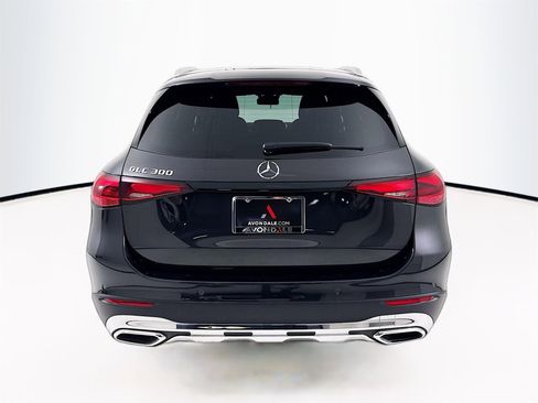 Used 2026 Mercedes-Benz GLC 300 image 7