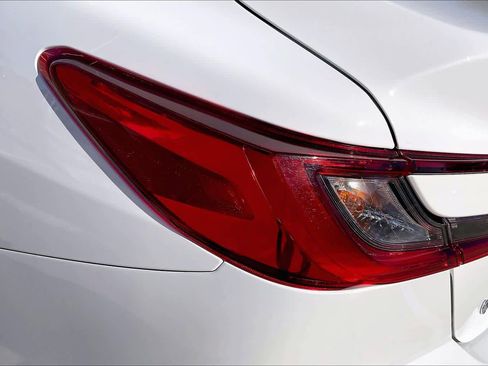 Used 2025 Toyota Camry LE image 23