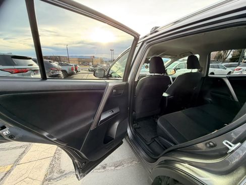 Used 2018 Toyota RAV4 LE w/ All Weather Liner Package image 21