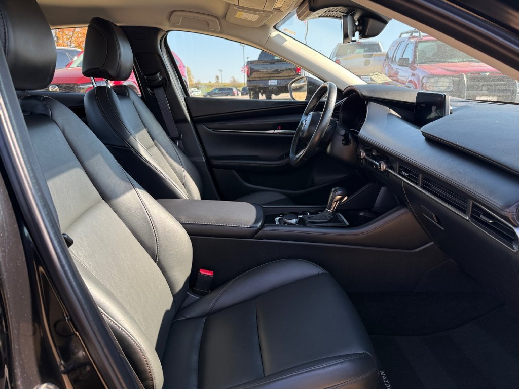 Used 2024 MAZDA MAZDA3 s FWD image 38