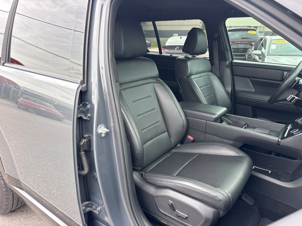 Used 2025 Hyundai Santa Fe Calligraphy FWD image 22