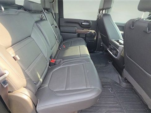 Used 2023 GMC Sierra 2500 Denali w/ Denali Ultimate Package image 22