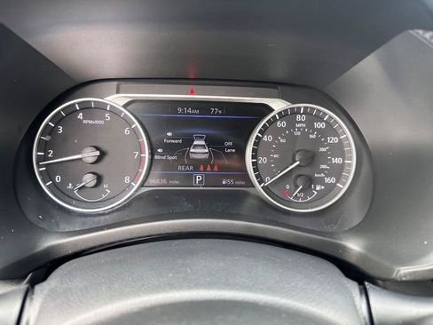 Used 2023 Nissan Sentra SV FWD image 10