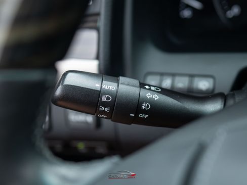 Used 2017 Lexus LS 460 RWD image 21