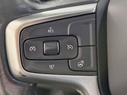 Used 2022 Chevrolet Silverado 2500 LT w/ Convenience Package image 16