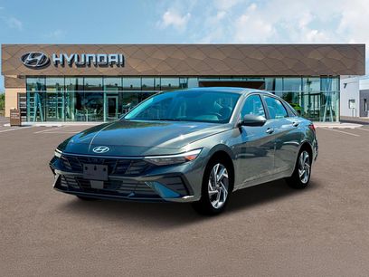 New 2025 Hyundai Elantra Limited