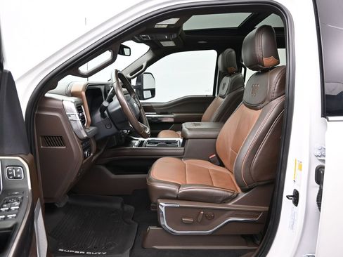 Used 2024 Ford F350 King Ranch w/ FX4 Off-Road Package AWD/4WD image 9