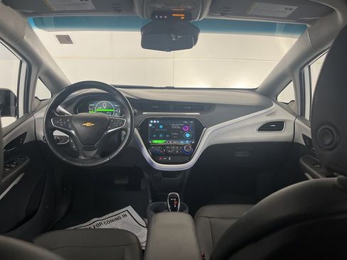 Used 2018 Chevrolet Bolt Premier w/ Driver Confidence II Package image 30