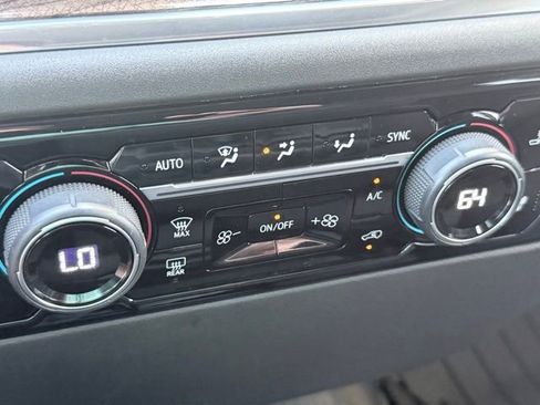 Certified 2023 Chevrolet Silverado 1500 LT AWD/4WD image 39