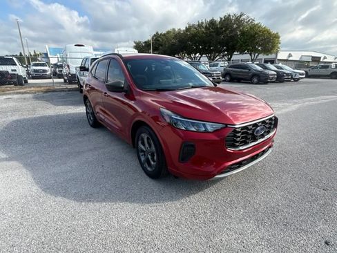 Used 2023 Ford Escape ST-Line w/ Tech Pack #1 FWD image 3