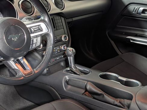 Certified 2022 Ford Mustang GT RWD image 22