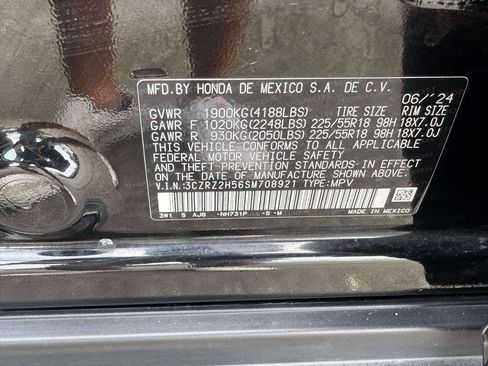 Certified 2025 Honda HR-V Sport image 13