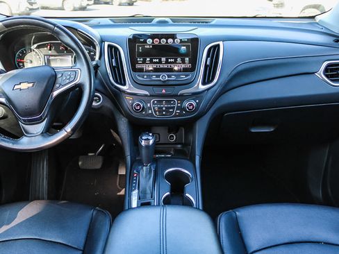 Used 2018 Chevrolet Equinox Premier FWD image 12