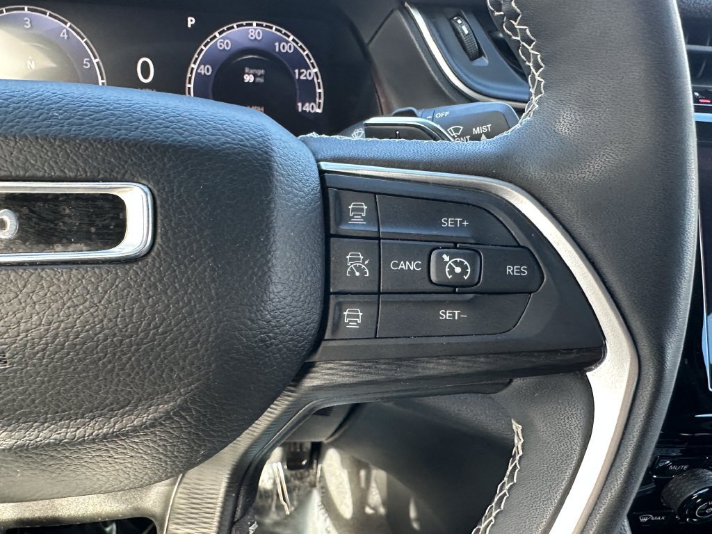 Certified 2024 Jeep Grand Cherokee Altitude AWD/4WD image 26