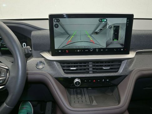 Used 2025 Ford Explorer Platinum w/ Ultimate Package image 21