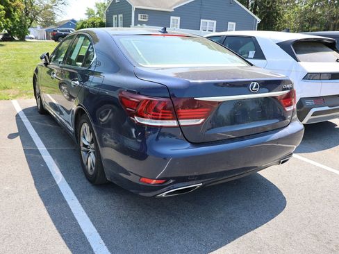Used 2013 Lexus LS 460 AWD w/ Comfort Pkg image 4
