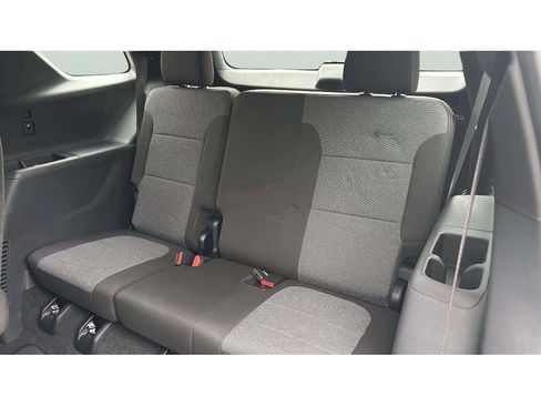 Used 2024 Chevrolet Traverse LT image 13