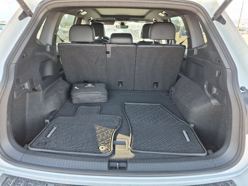 Used 2024 Volkswagen Tiguan SE R-Line AWD/4WD image 28