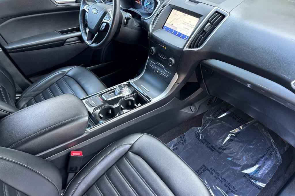 Used 2020 Ford Edge SEL w/ Convenience Package FWD image 15